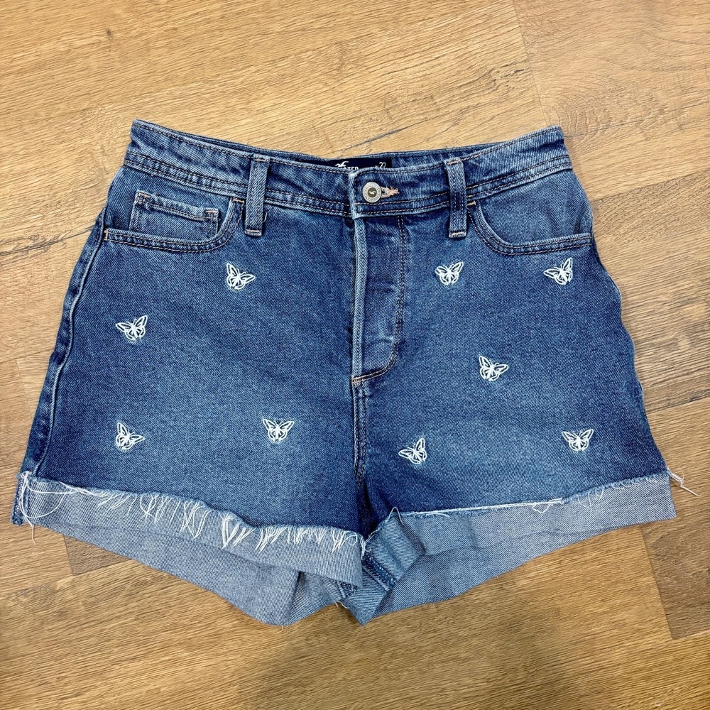 Hollister Mom Shorts Juinors Size 5 W27 Stretch Denim Butterfly High Rise Cuffed